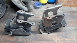 original mount rubbers1.jpg