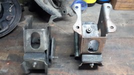original mount rubbers3.jpg
