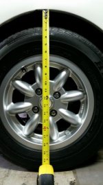Tire clearance.jpg Tire clearance.jpg
