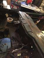 IMG_7090 - bonnet - seal at back of bonnet.jpg