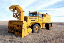 1964_Oshkosh_with_Sicard_plow.jpg