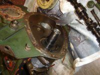 5862-EngineDisassembly013(Small).jpg