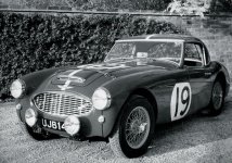 1960 Sebring Healey 3000 (UJB 144) Bill Bolton.jpg