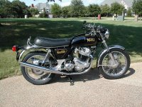 '75 Norton.jpg