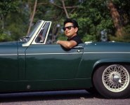 d7b1707ef8554b523dd1cc06861a2b7c--roy-orbison-convertible.jpg