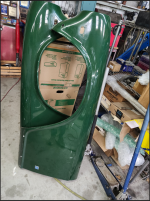 TR6 wing2.PNG
