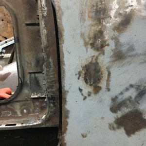 passenger door gap after inner sill modification.jpg