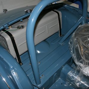 tr roll bar.jpg