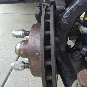 vented rotor view from car front.jpg