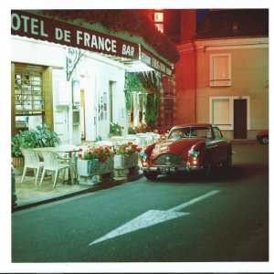 Aston BD MK 111 Hôtel de France.jpg