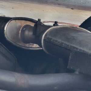 Exhaust 1.jpg