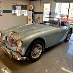 Austin Healy photo-1967-austin-healey-3000-bj8-mkiii.jpg