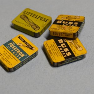 Fuses.JPG