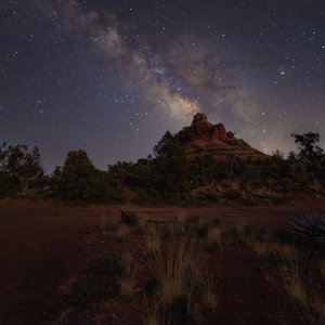 MilkyWay_Sedona_BellRock8_Crop_sig_lrg.jpeg