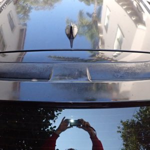 lexus_roof_spoiler.jpg