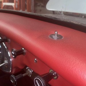 Tonneau Stud.jpg