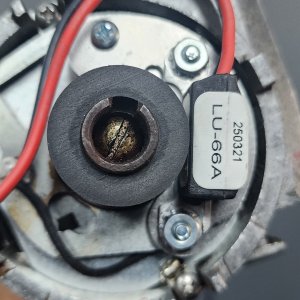 tr6 22D distributor (2).jpg
