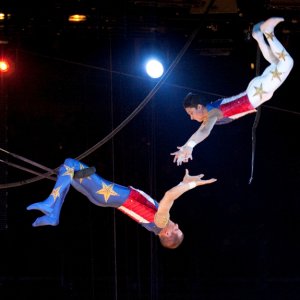 trapeze-2.jpg