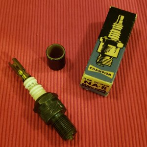 Concours NOS NA-8 Plugs.jpg