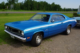 1970_Plymouth_Valiant_Duster_340_(27366262585)_(cropped).jpg