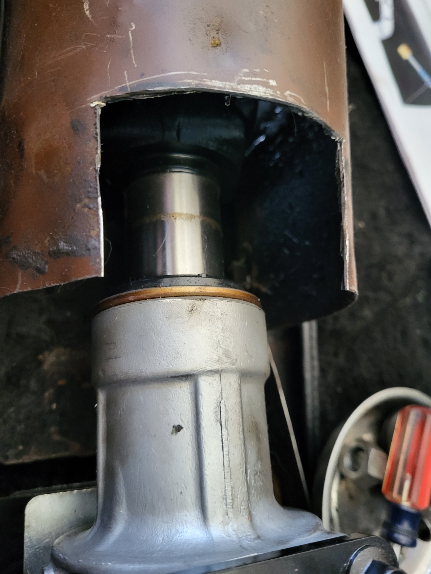 5 speed conversion drive shaft tunnel.jpg