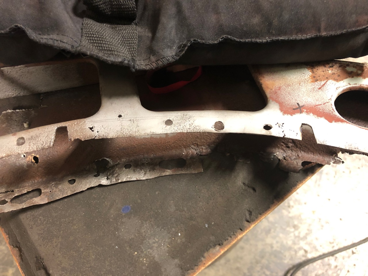 B post repair inner suppert.jpg