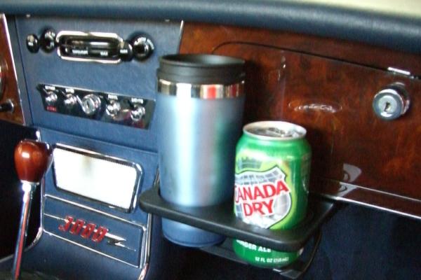 Cup holder 4-10-07 007.jpg