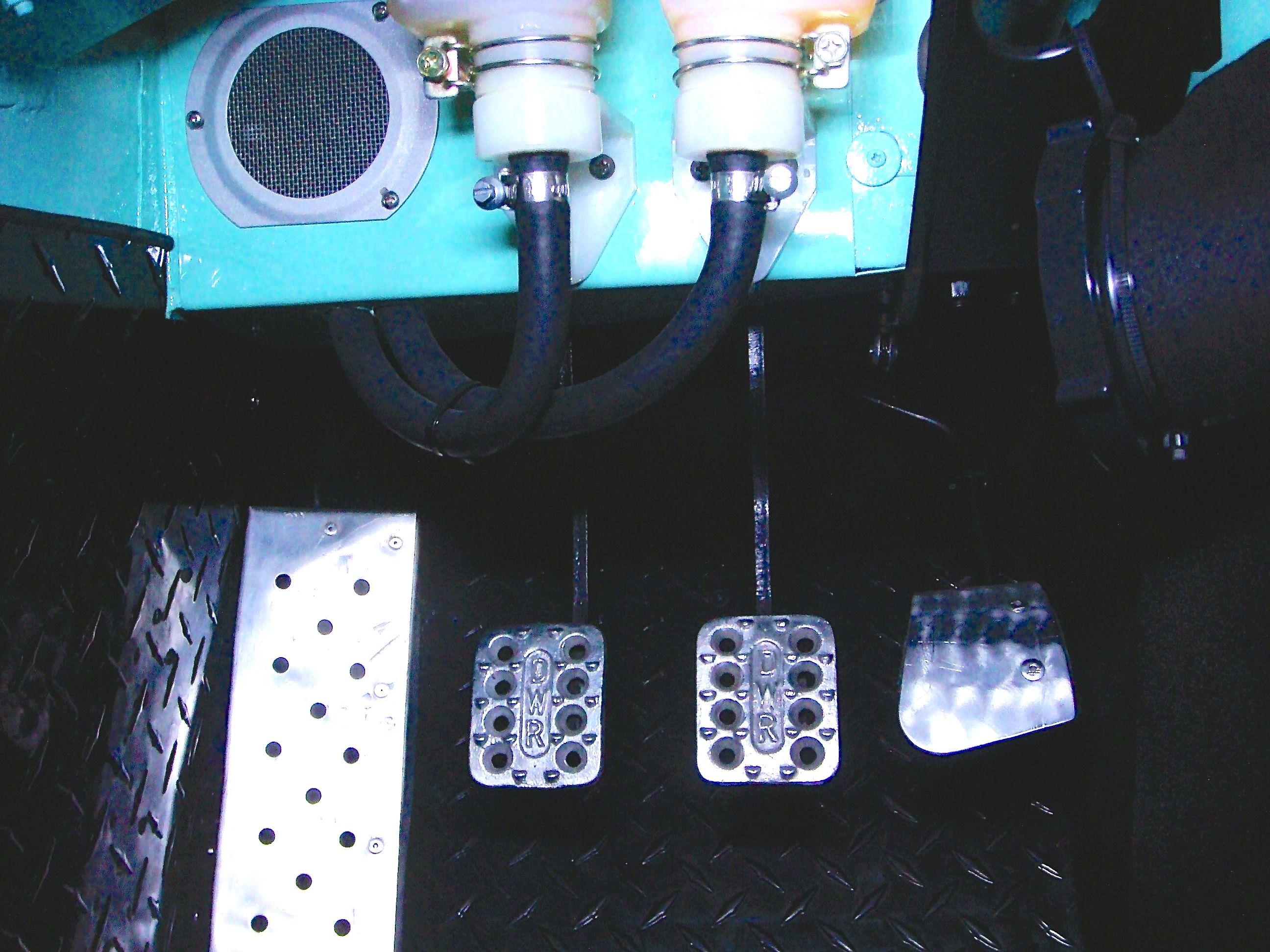 Dead Pedal.jpg