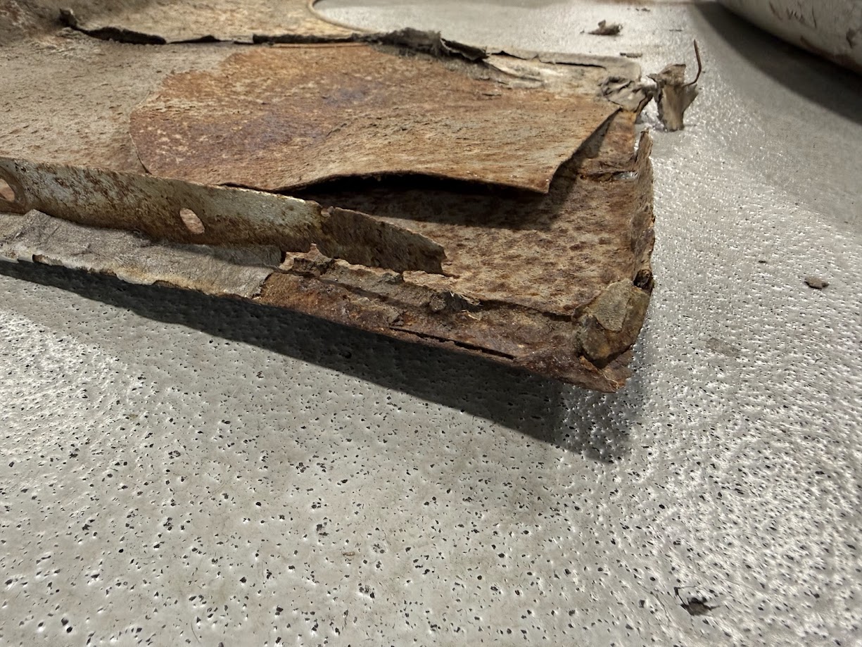 Fender Flange Damage 3.jpg