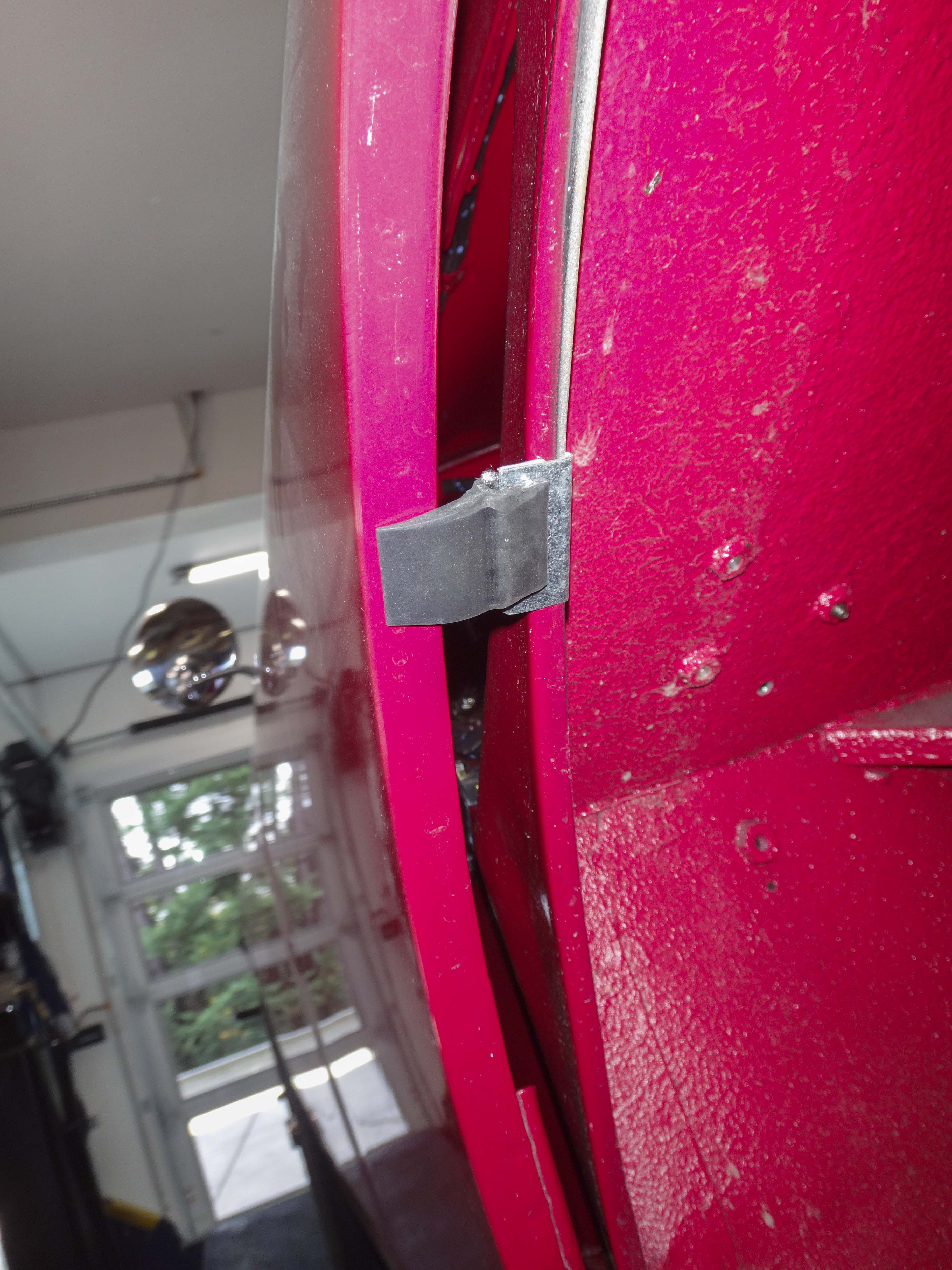 Fender Seal 1 Smaller.jpg