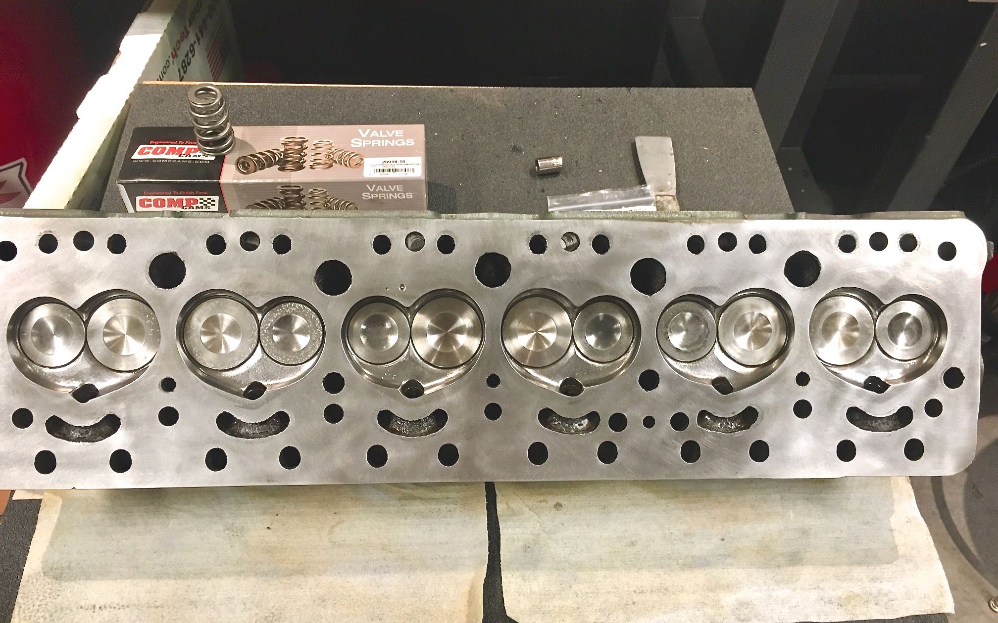 Head Valves Face.jpg