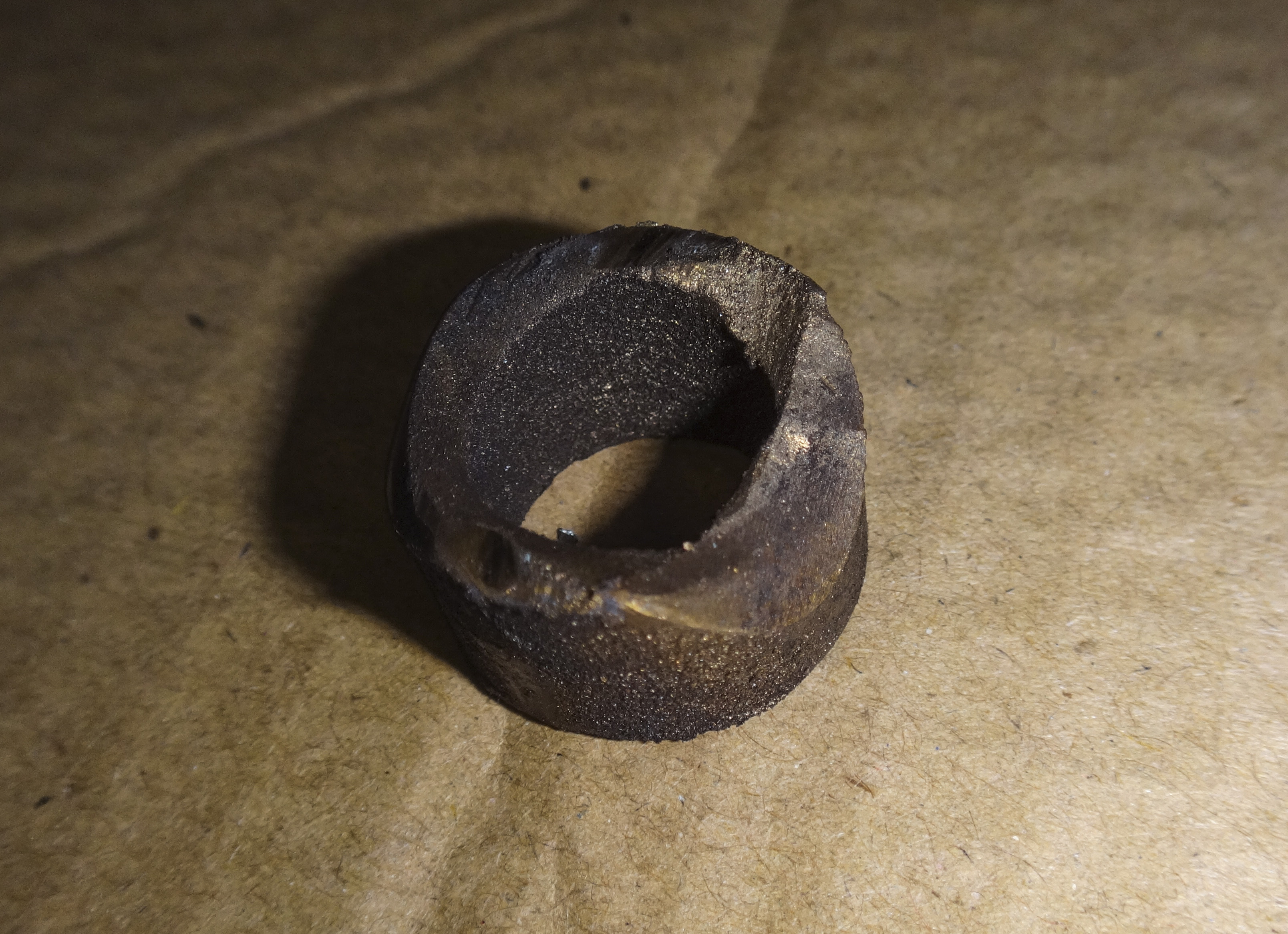 Miss-placed pilot bearing Up close.jpg