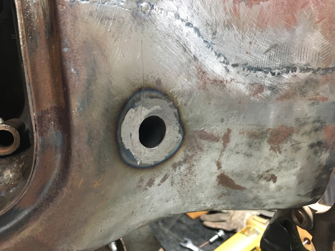 passenger distance tube dressed weld.jpg