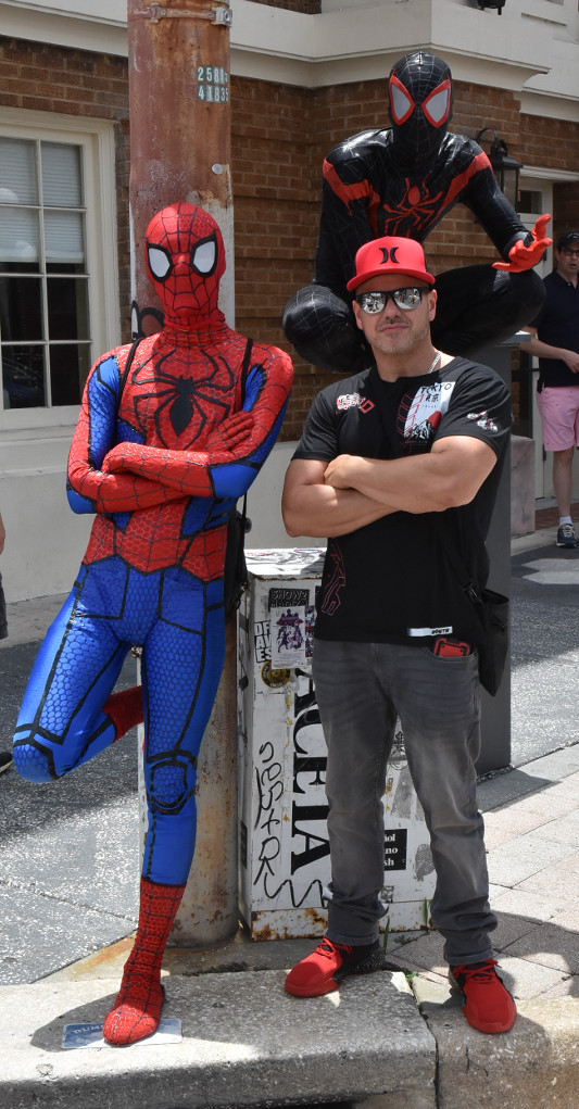 SpideyNfriends.jpg