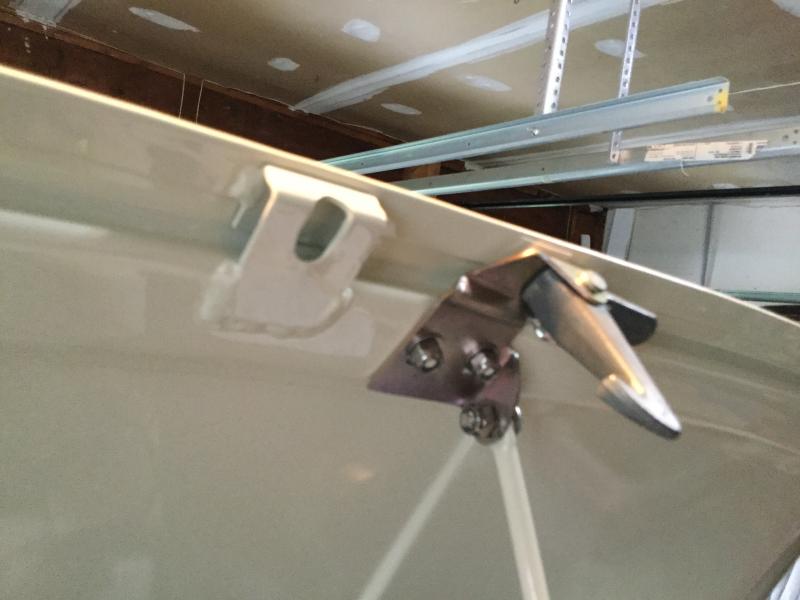 tr3 bonnet latch.jpg