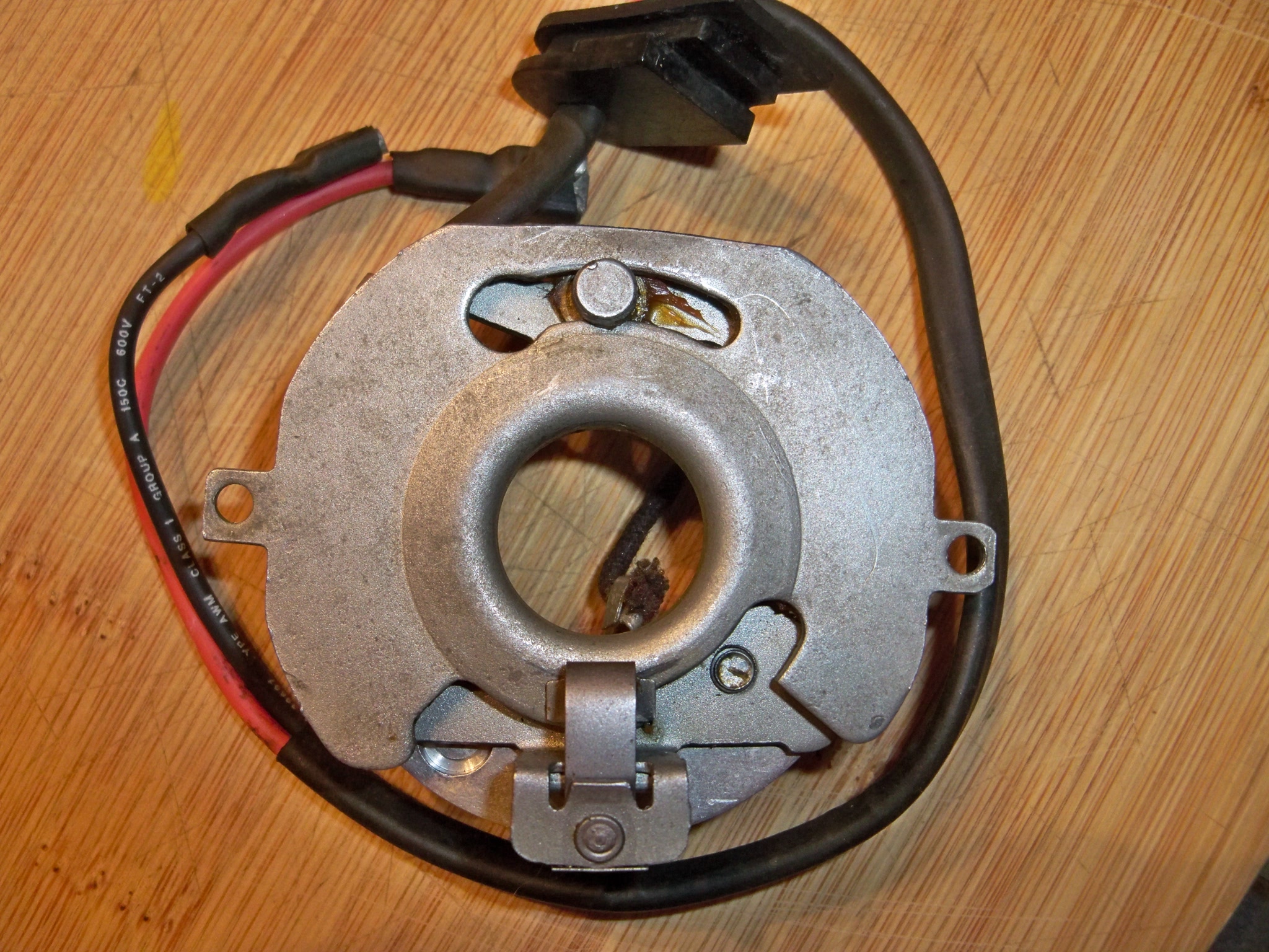 TR6 points plate 001.JPG
