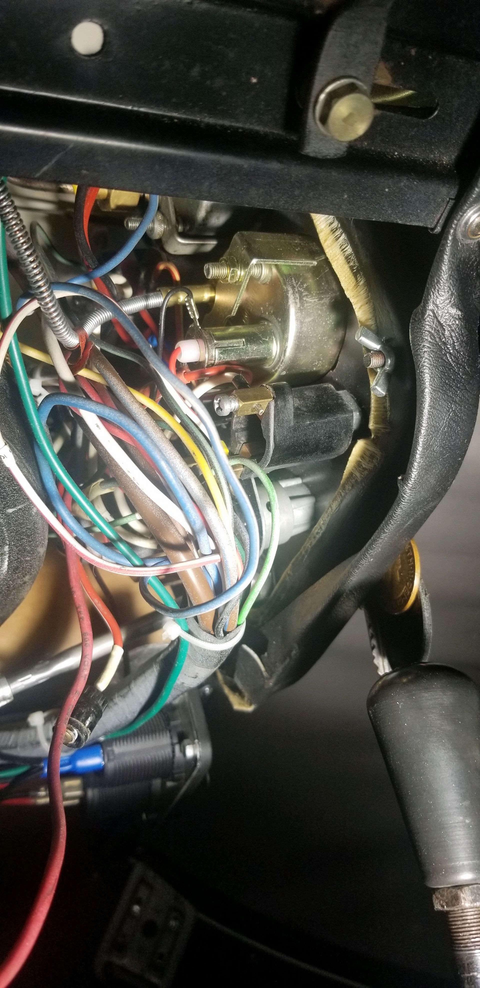Wiring under the dash s.jpg